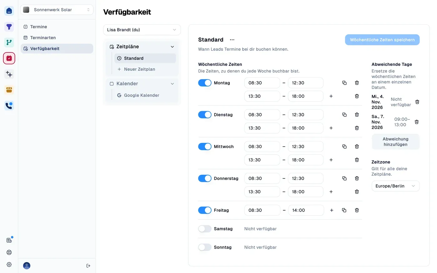Verfügbarkeit in osiro.schedule: wöchentliche Zeiten mit Mittagspause, abweichende Tage und Zeitzone